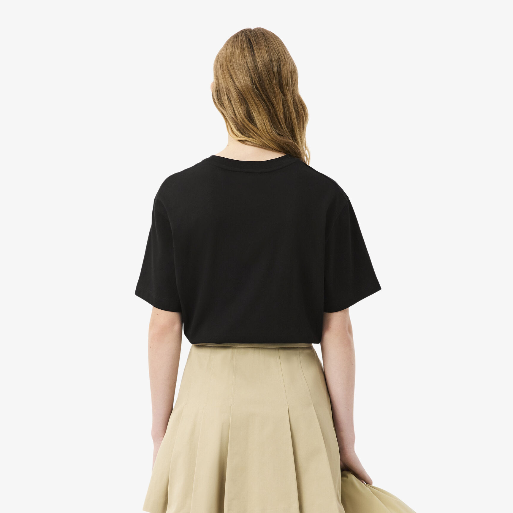 تي شيرت قطني قصير الحجم بشعار الماركة تي شيرت قطني قصير الحجم بشعار الماركة