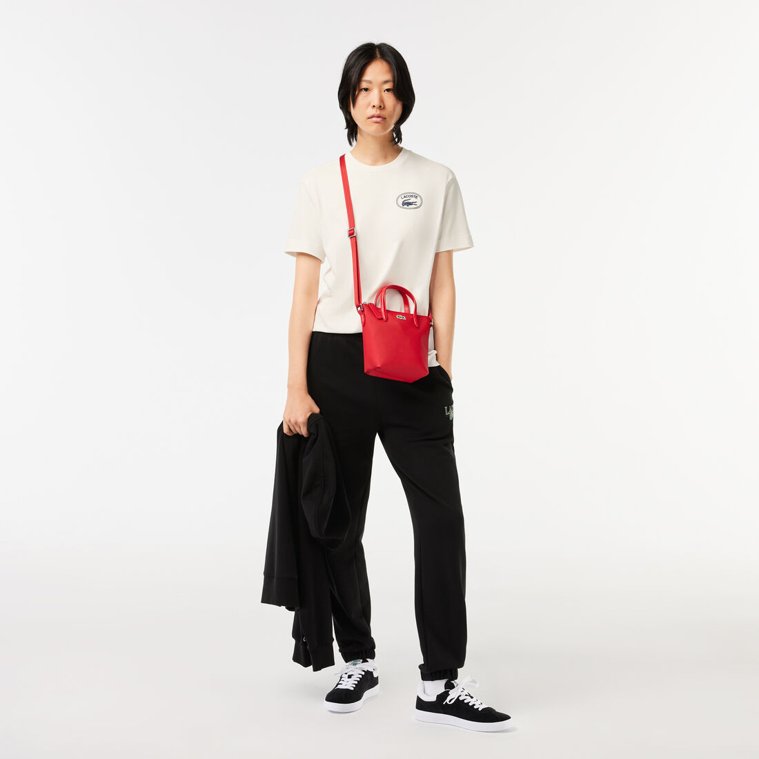 Regular Fit Signature Print T-shirt Regular Fit Signature Print T-shirt