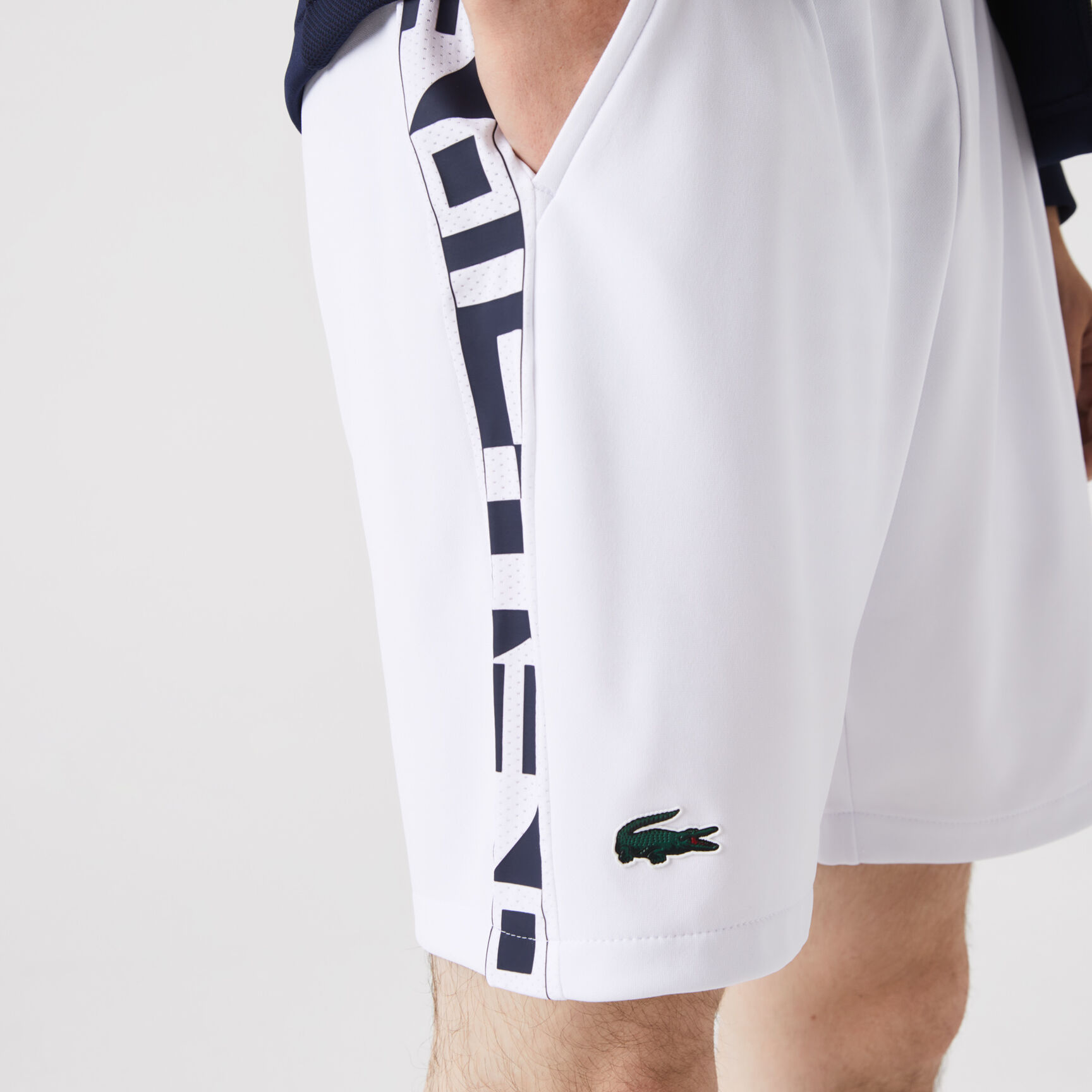 شورت تنس بطبعة بلون مغاير للرجال مجموعة Lacoste SPORT شورت تنس بطبعة بلون مغاير للرجال مجموعة Lacoste SPORT