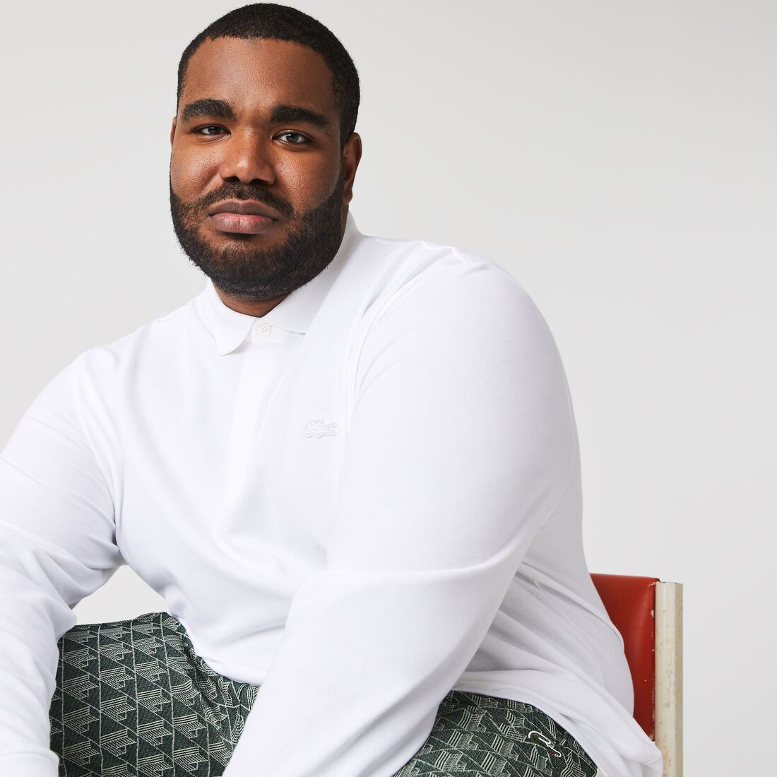 قميص بولو بيكيه باريسي بقصة عادية قميص بولو بيكيه باريسي بقصة عادية