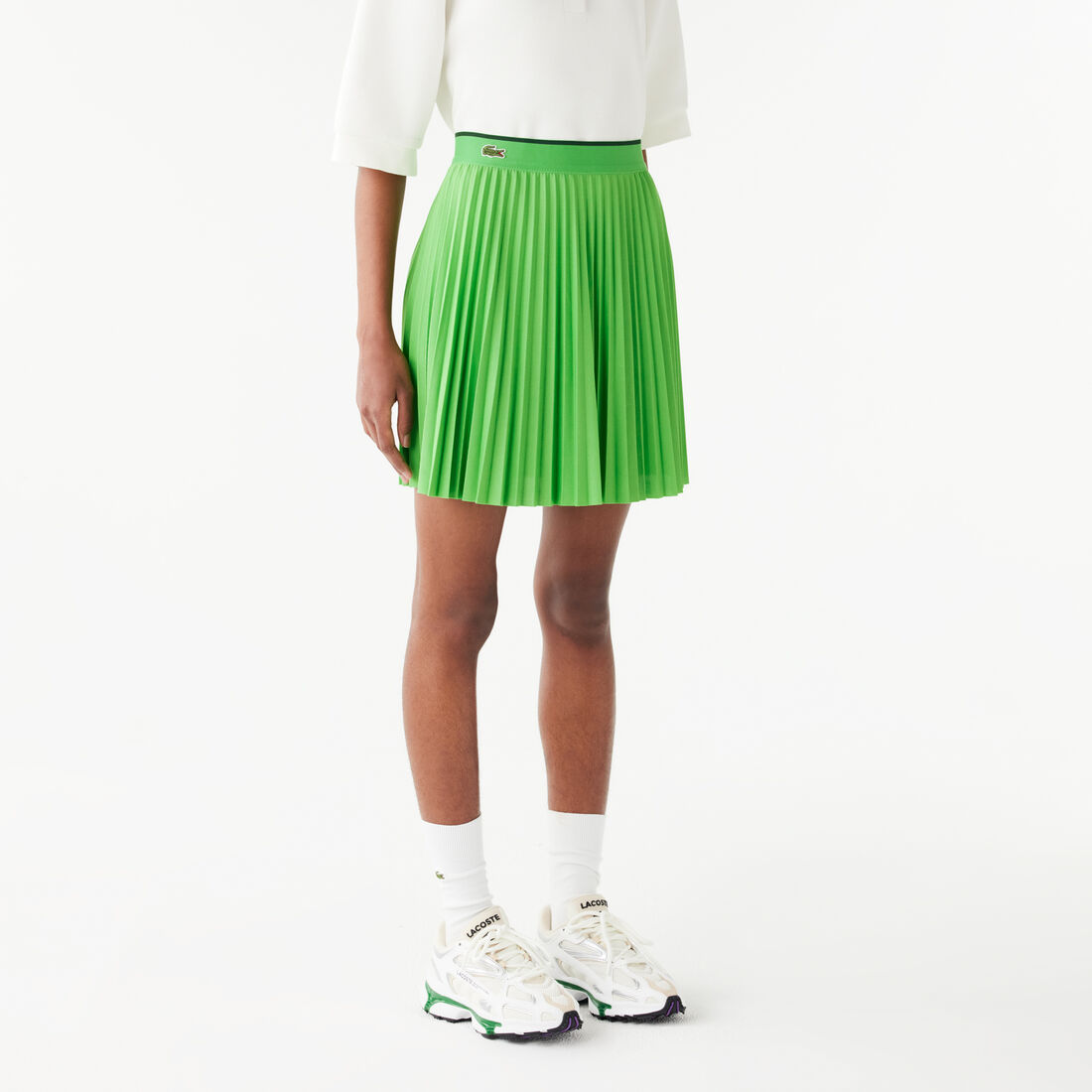 سترة بياقة بولو وألوان مغايرة صُنعت في فرنسا سترة بياقة بولو وألوان مغايرة صُنعت في فرنسا