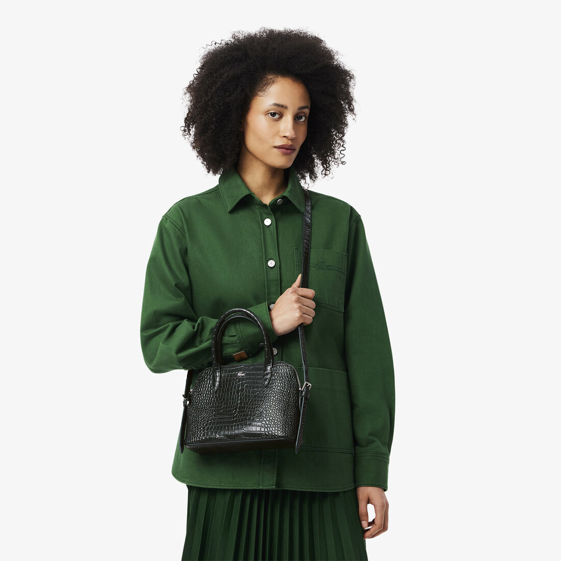 حقيبة شانتاكو بوجاتي جلدية صغيرة منقوشة حقيبة شانتاكو بوجاتي جلدية صغيرة منقوشة