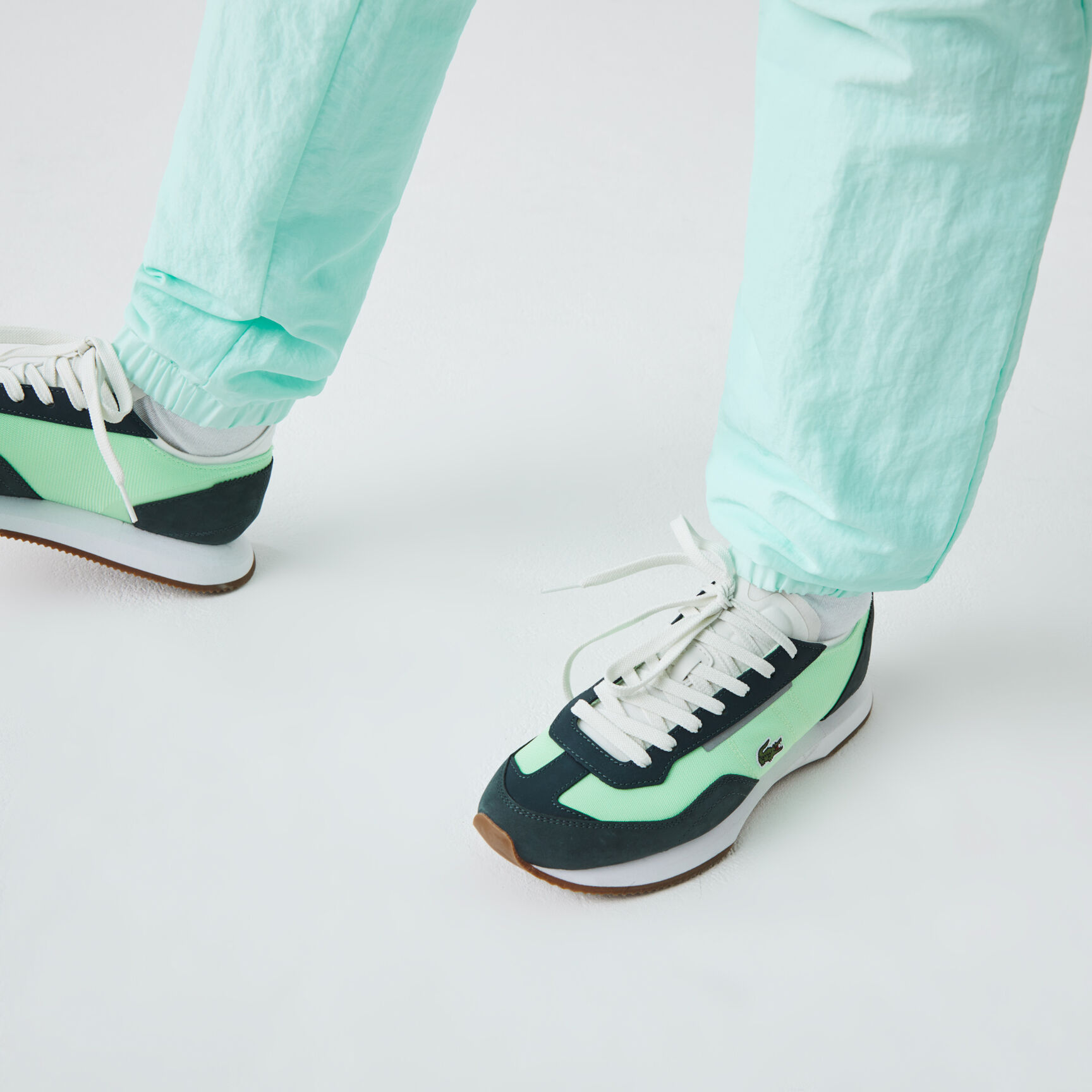 Women’s Lacoste LIVE Textured Tracksuit Pants Women’s Lacoste LIVE Textured Tracksuit Pants