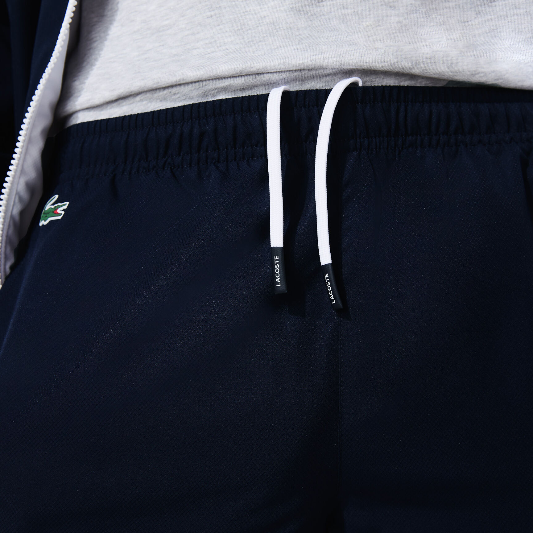 بذلة رياضية للتنس برقبة عالية مجموعة Lacoste SPORT للرجال بذلة رياضية للتنس برقبة عالية مجموعة Lacoste SPORT للرجال