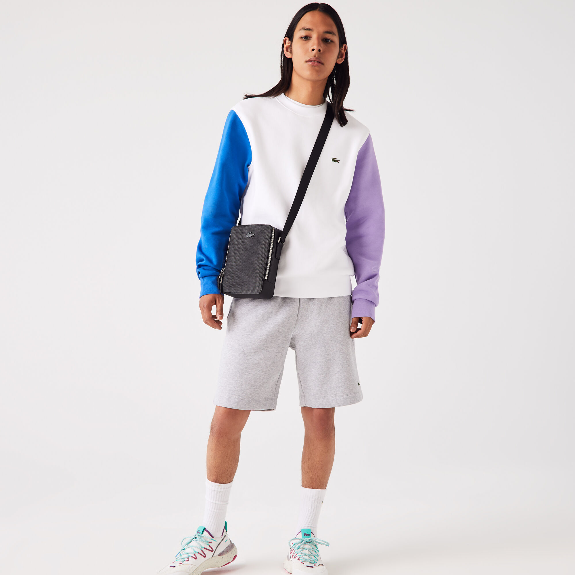 Vertical camera outlet bag lacoste