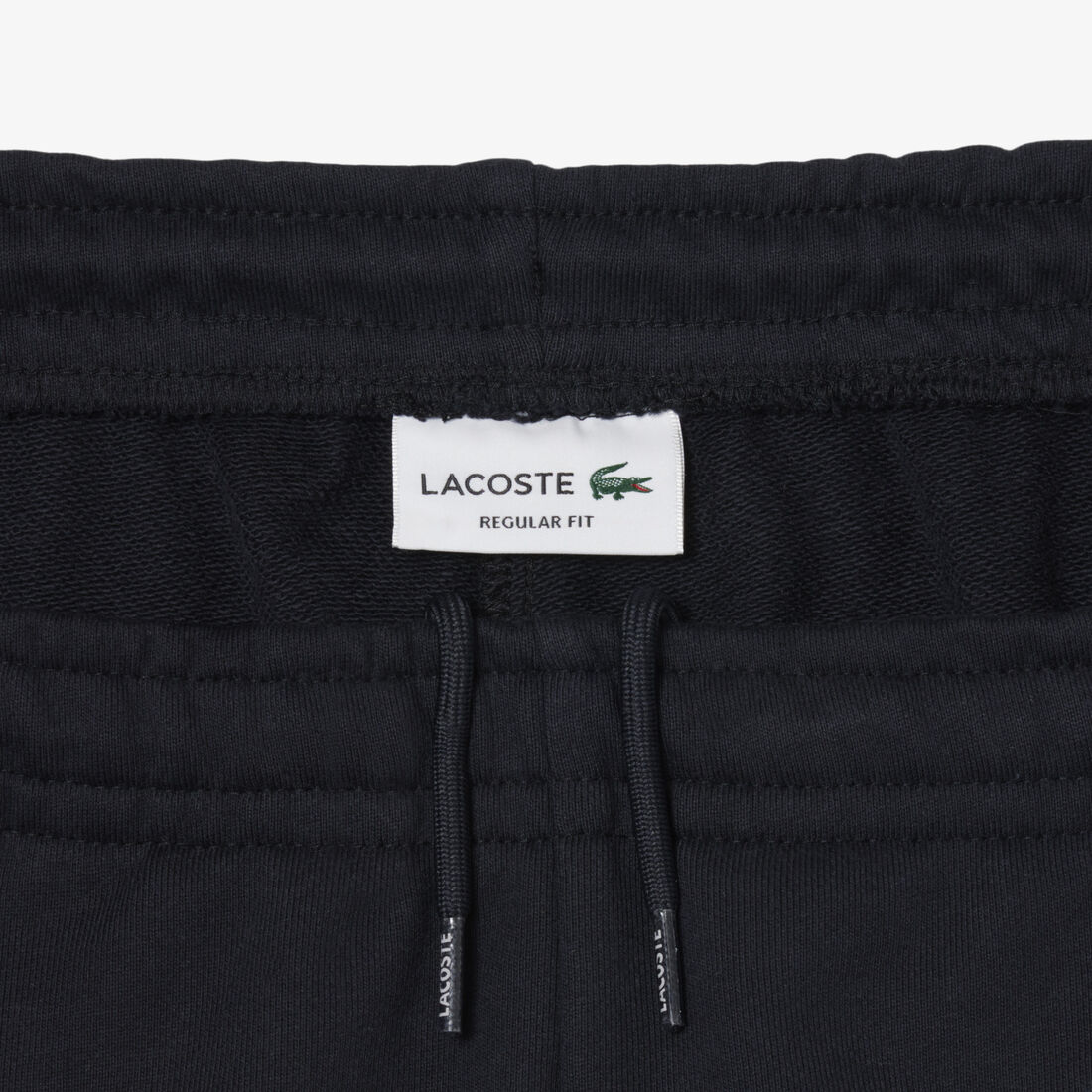 شورت صوف بألوان متداخلة وقصة عادية شورت صوف بألوان متداخلة وقصة عادية