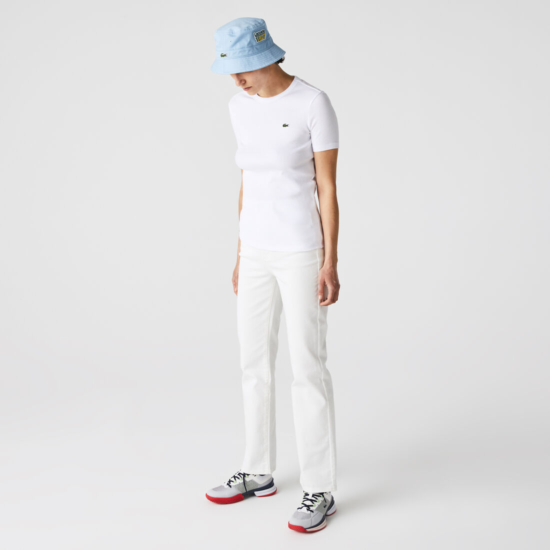 تي شيرت نسائي من القطن الناعم بياقة دائرية تي شيرت نسائي من القطن الناعم بياقة دائرية