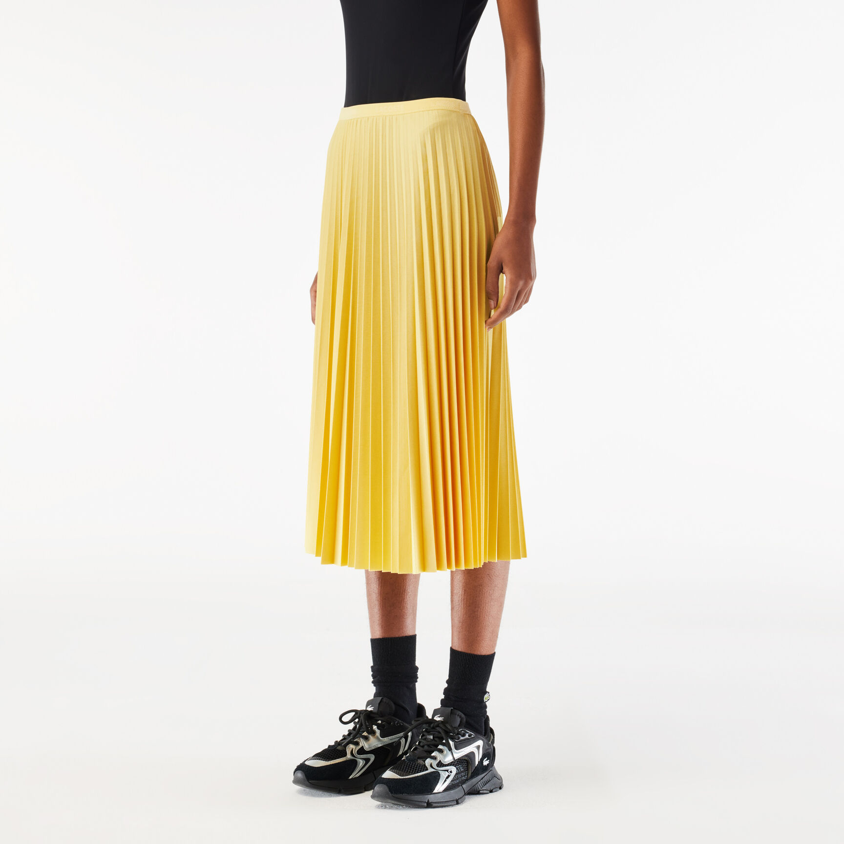 تنورة نسائية بطيات بخصر مطاطي