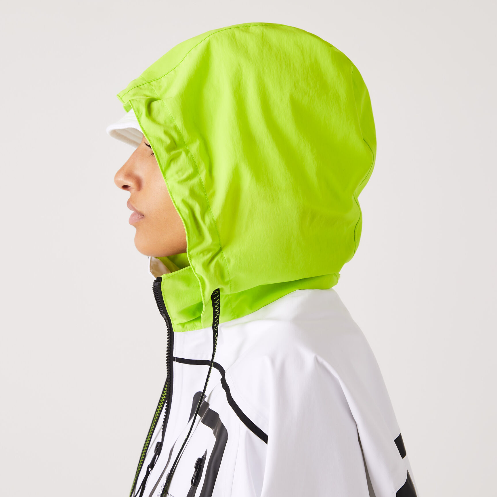 جاكيت ويندبريكر لاكوست نايلون 2 في 1 للنساء