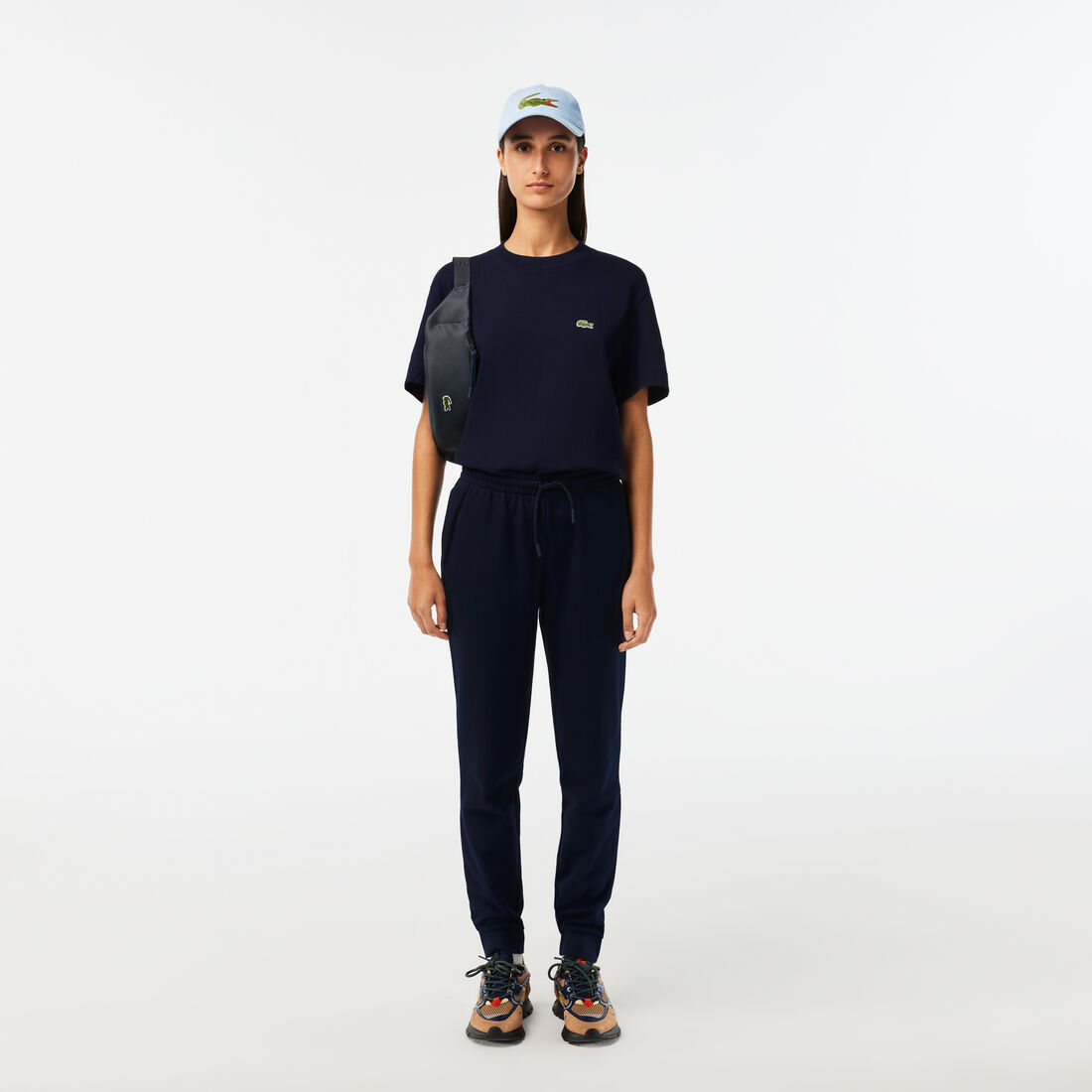 قطعة بيجامة علوية برقبة بلون مغاير قطعة بيجامة علوية برقبة بلون مغاير