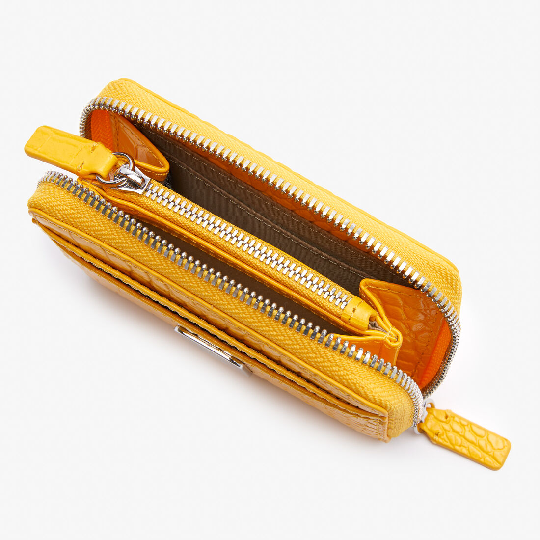 محفظة نسائية جلدية صغيرة بسحّاب من Amelia محفظة نسائية جلدية صغيرة بسحّاب من Amelia