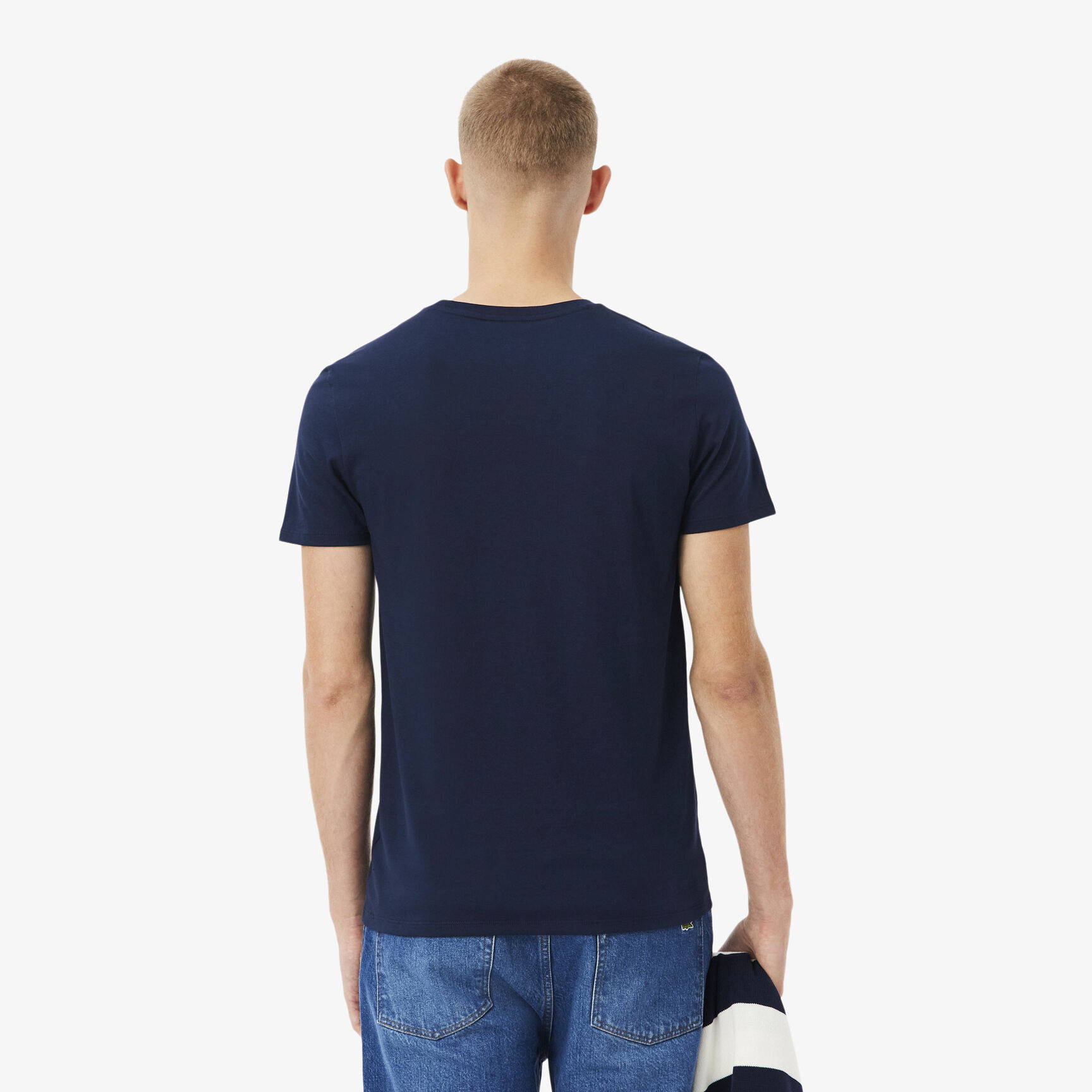 تي شيرت خفيف الوزن من القطن بيما برقبة على شكل حرف V