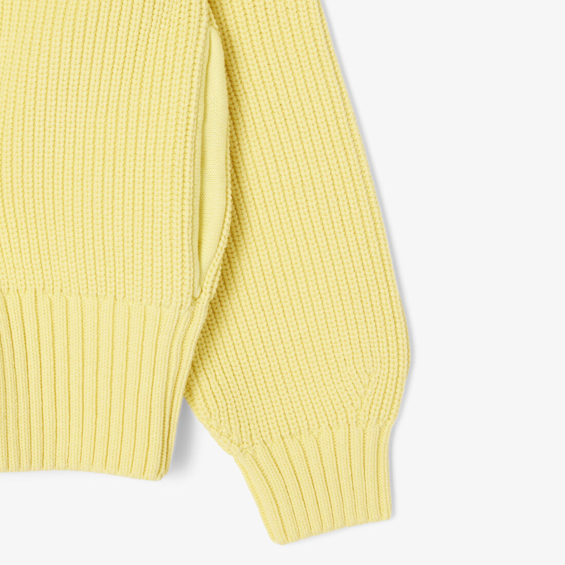 سترة مزينة بسحاب وشارة قطنية سترة مزينة بسحاب وشارة قطنية