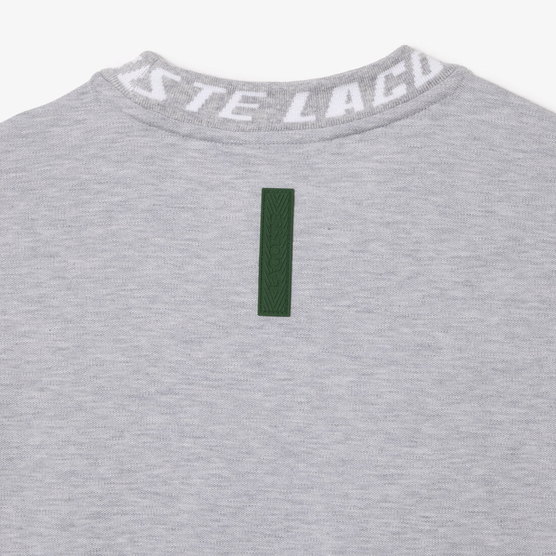 تيشيرت لاكوست بقصة عادية وياقة بشعار الماركة للرجال تيشيرت لاكوست بقصة عادية وياقة بشعار الماركة للرجال