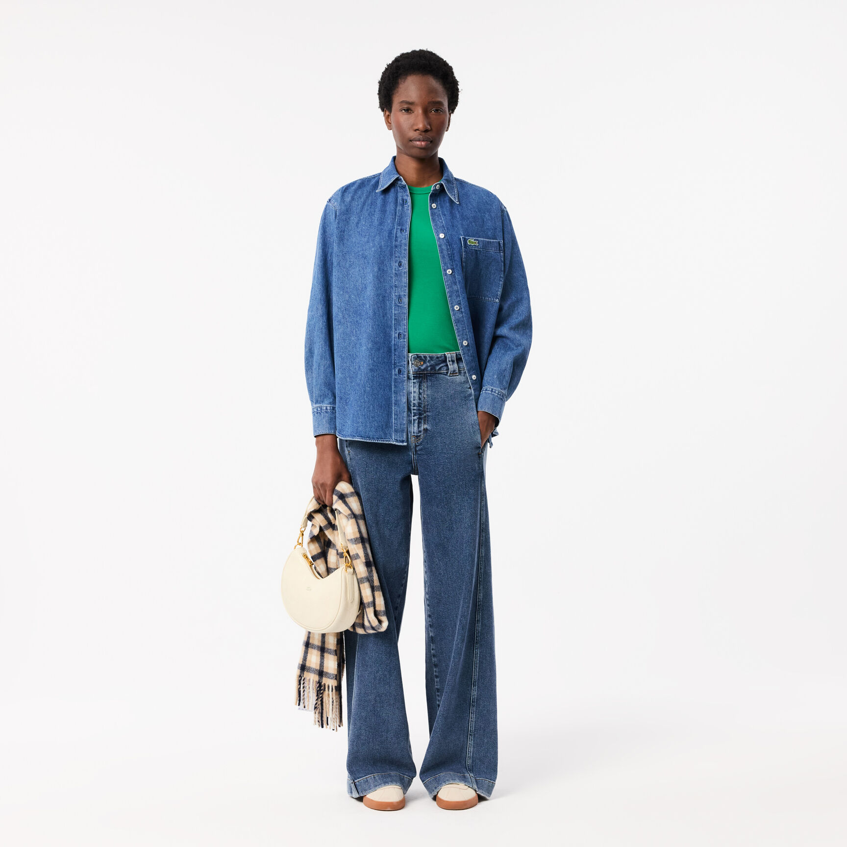 قميص جينز كبير الحجم قميص جينز كبير الحجم