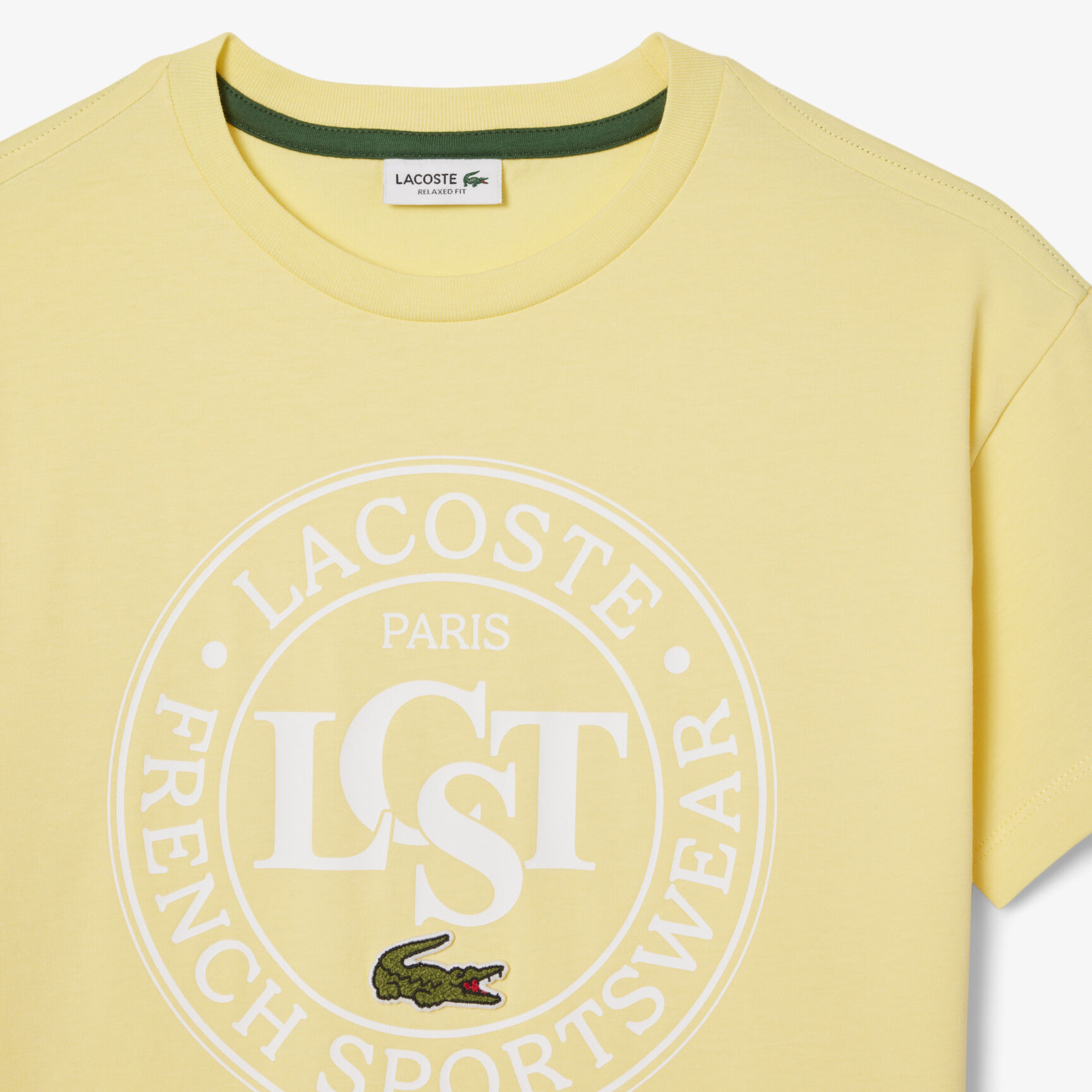 تي شيرت قطني بشارة بلون مغاير