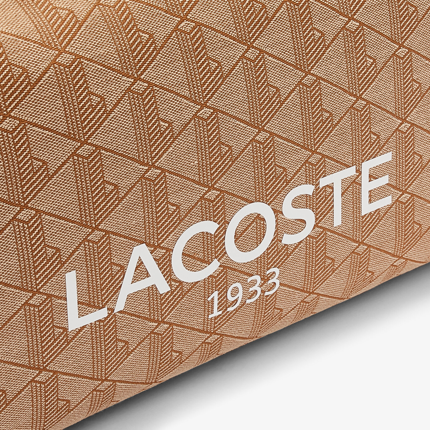 حقيبة جاكار بطبعة تراثية كبيرة حقيبة جاكار بطبعة تراثية كبيرة