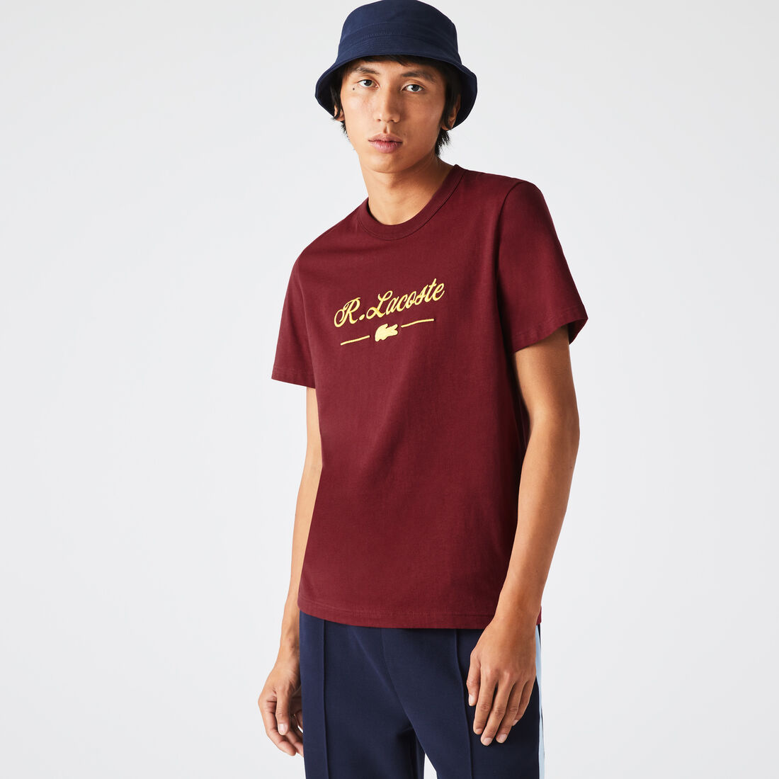 تيشيرت قطني مطرز برقبة دائرية للرجال