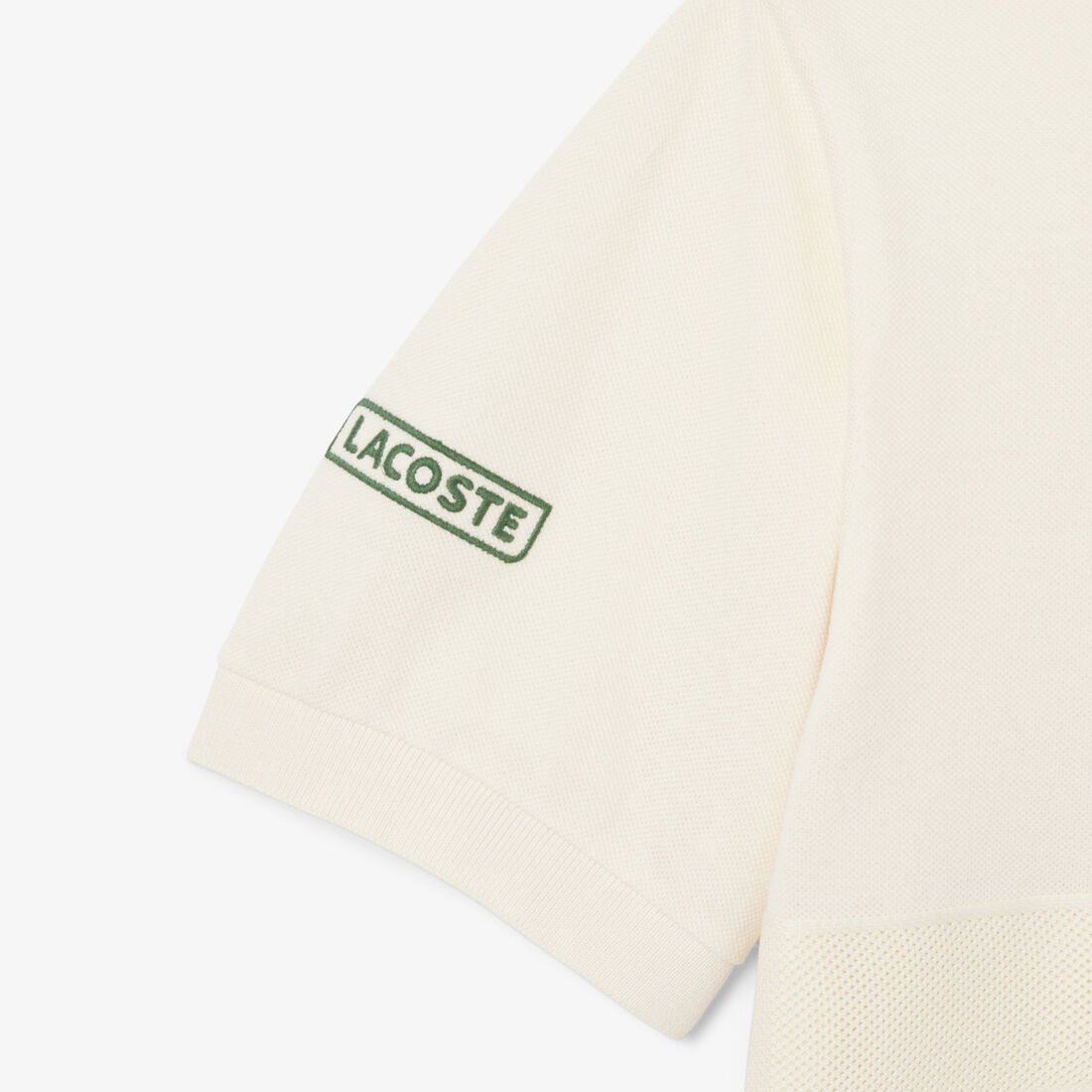 قميص بولو L.12.12 بقصة كلاسيكية صناعة فرنسية قميص بولو L.12.12 بقصة كلاسيكية صناعة فرنسية