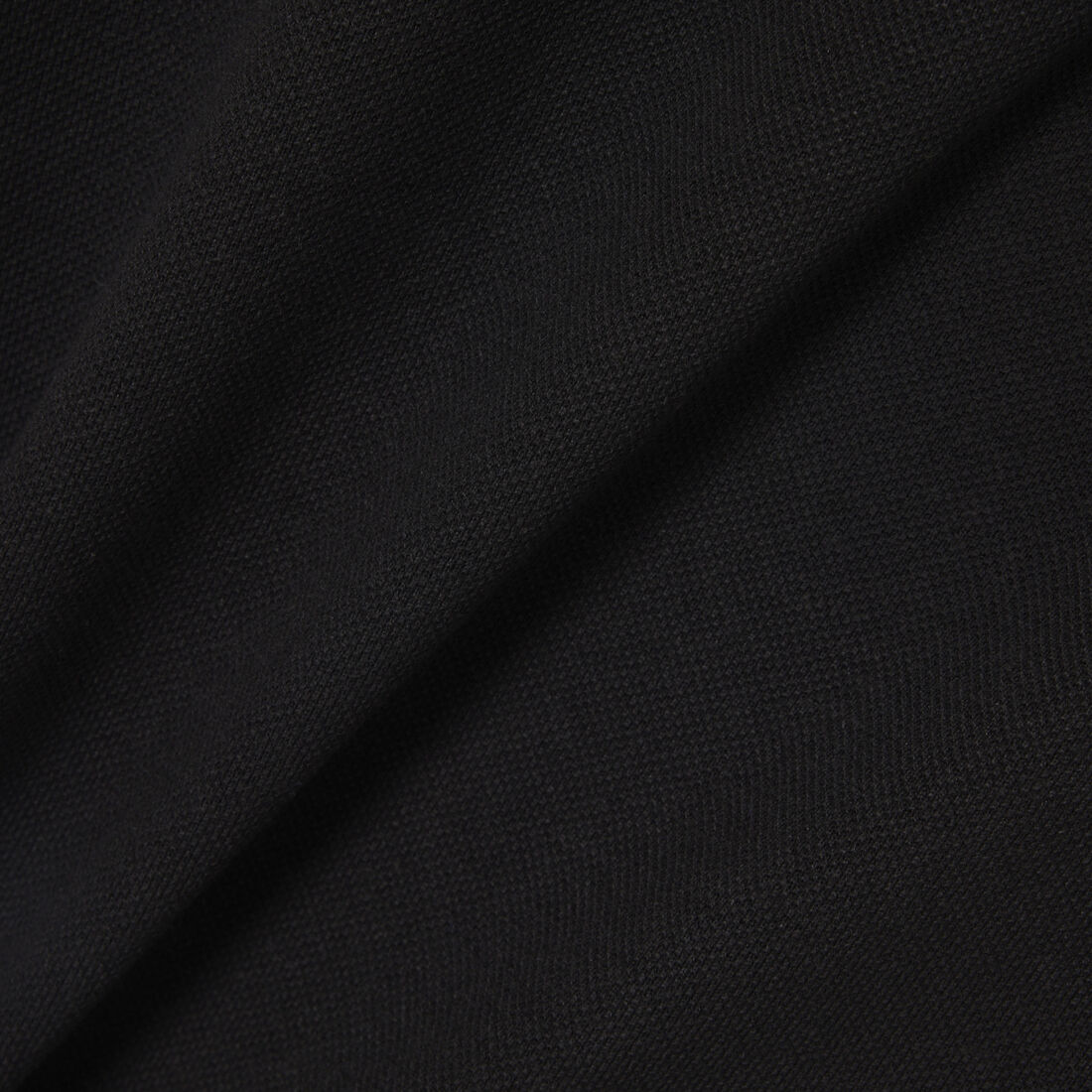 قميص بولو كلاسيكي من القطن والكتان قميص بولو كلاسيكي من القطن والكتان