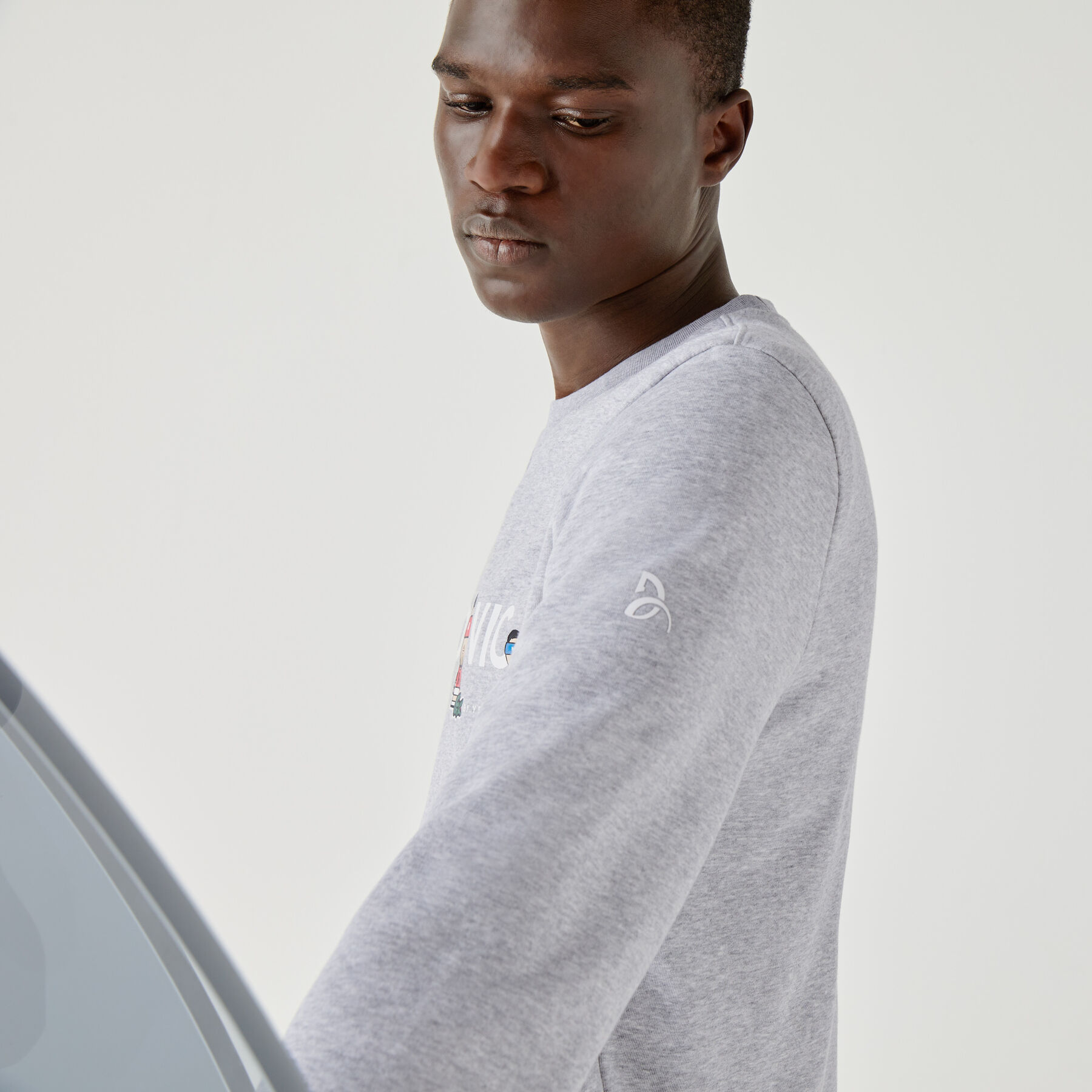 سويت شيرت صوف من مجموعة Lacoste SPORT بالتعاون مع تصميم Youssef SY للرجال لاكوست سويت شيرت صوف من مجموعة lacoste sport بالتعاون مع تصميم youssef sy للرجال