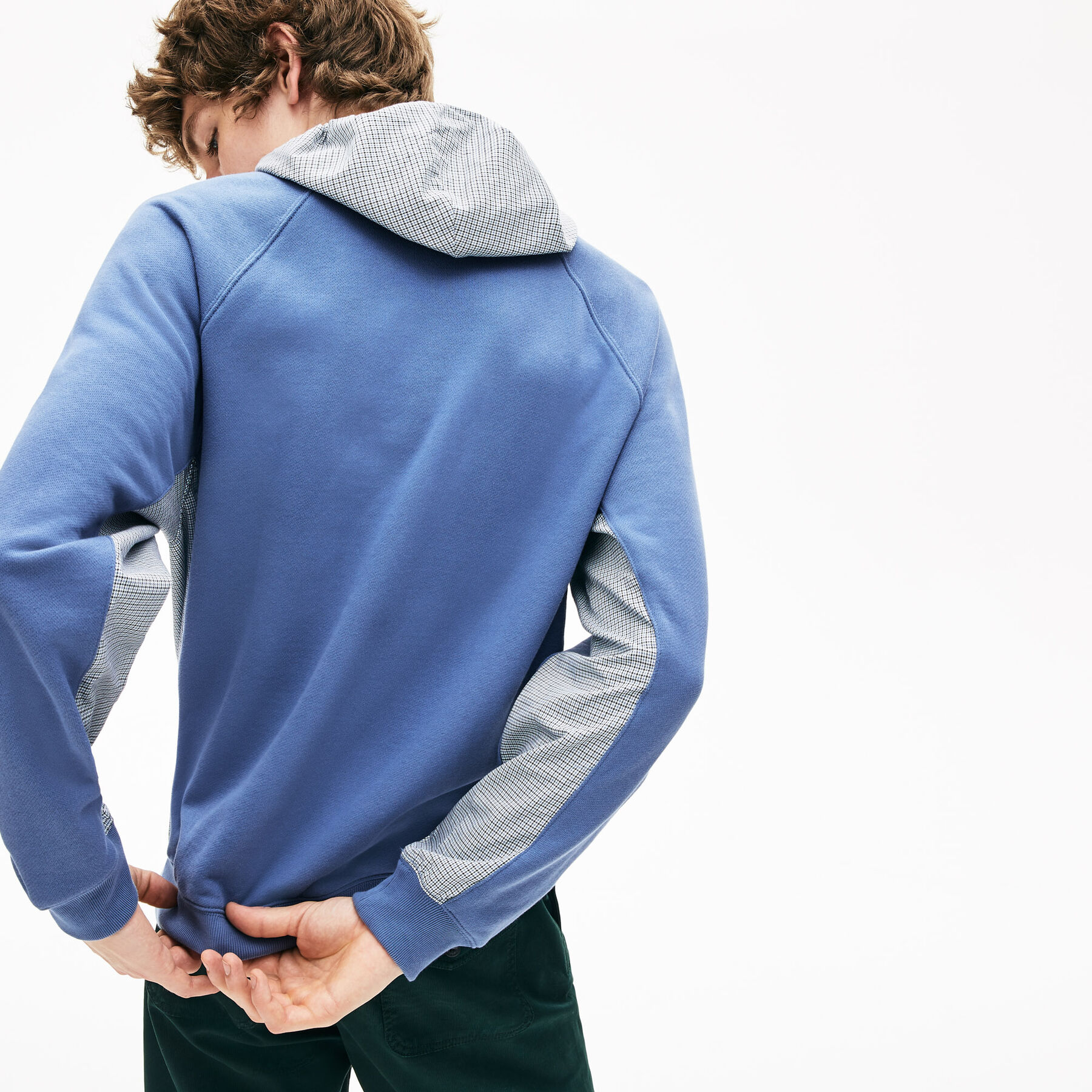 لاكوست قميص ثقيل للرجال من الصوف مع كلمة lacoste المزركشة بألوان متعددة