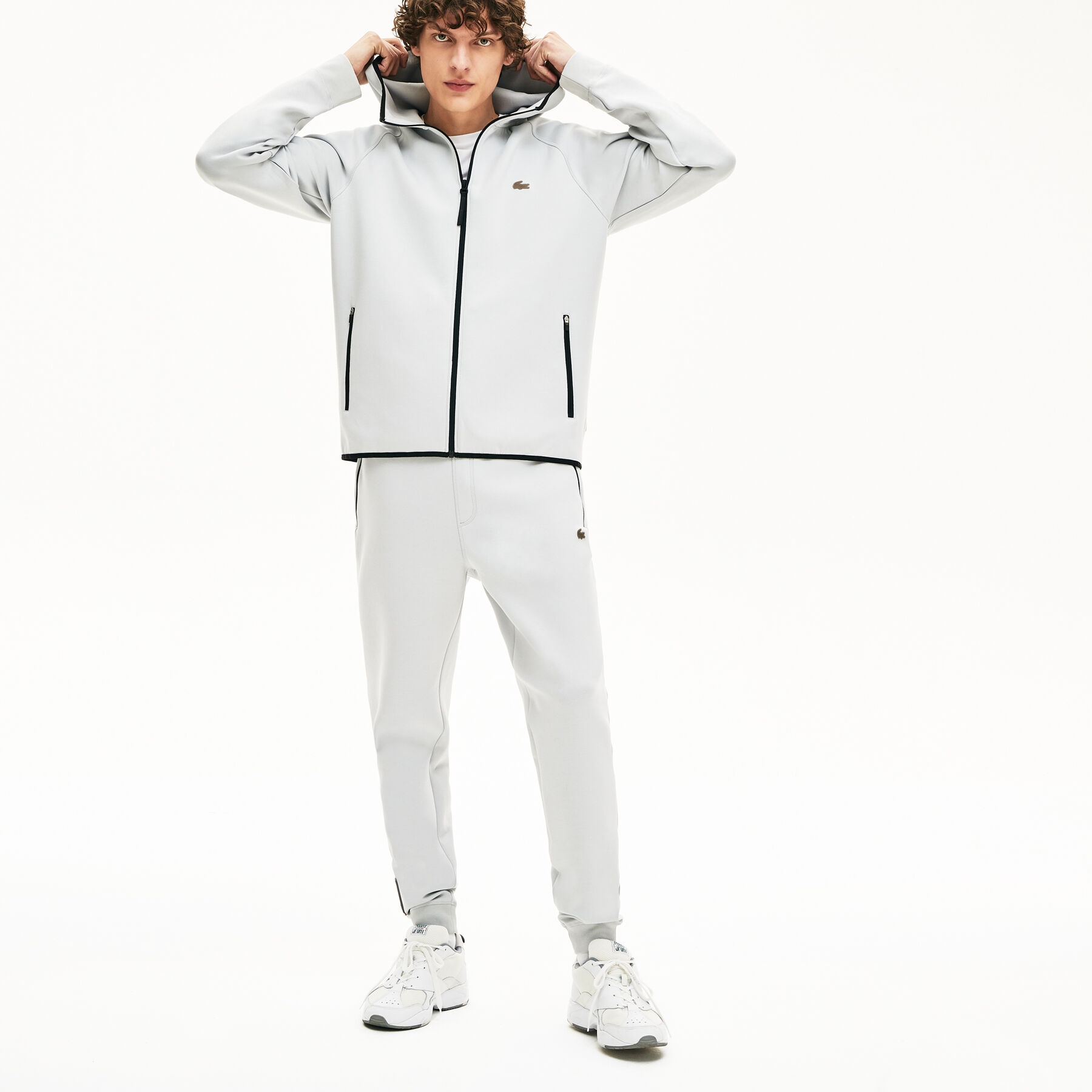 قميص ثقيل مزود بغطاء للرأس من مجموعة Lacoste Motion للرجال لاكوست قميص ثقيل مزود بغطاء للرأس من مجموعة lacoste motion للرجال