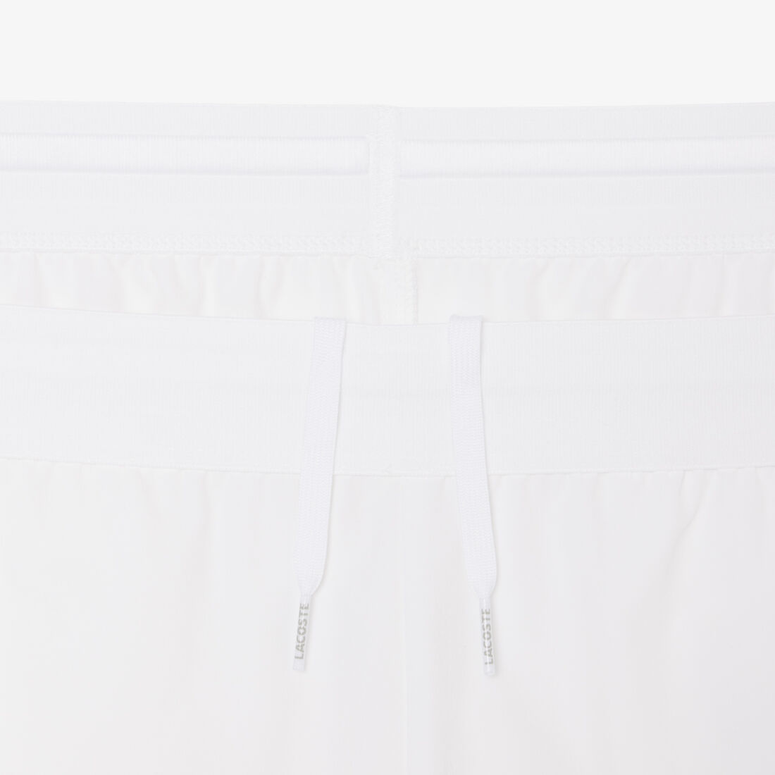 شورت تنس بقصّة عادية وجفاف فائق شورت تنس بقصّة عادية وجفاف فائق