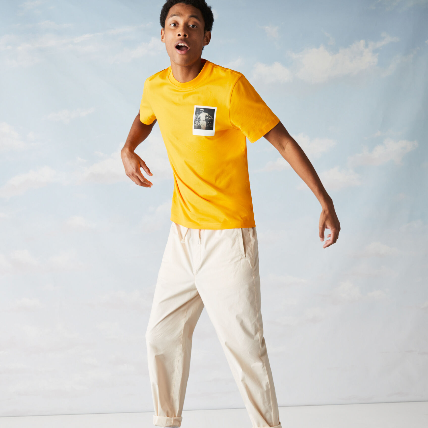 Men’s Polaroid Collaboration Breathable Thermosensitive Badge T-shirt Men’s Polaroid Collaboration Breathable Thermosensitive Badge T-shirt