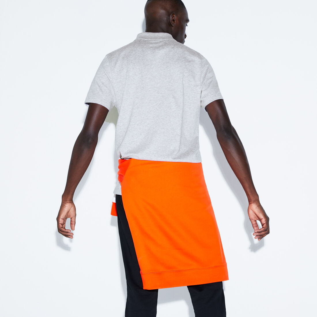 قميص بولو قطني للرجال بسحاب عند الياقة وعلامة التمساح المجسمة من مجموعة Lacoste SPORT قميص بولو قطني للرجال بسحاب عند الياقة وعلامة التمساح المجسمة من مجموعة Lacoste SPORT