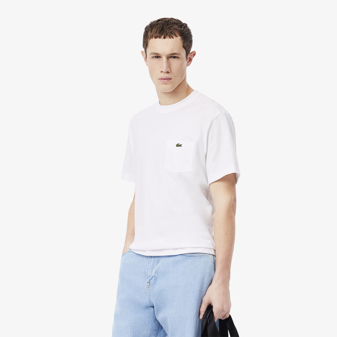 تي شيرت قطني مع جيب على الصدر