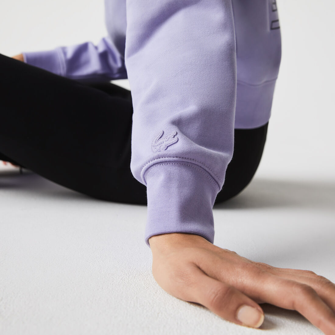 Women’s Lacoste L!VE Crew Neck Print Cotton Fleece Sweatshirt Women’s Lacoste L!VE Crew Neck Print Cotton Fleece Sweatshirt